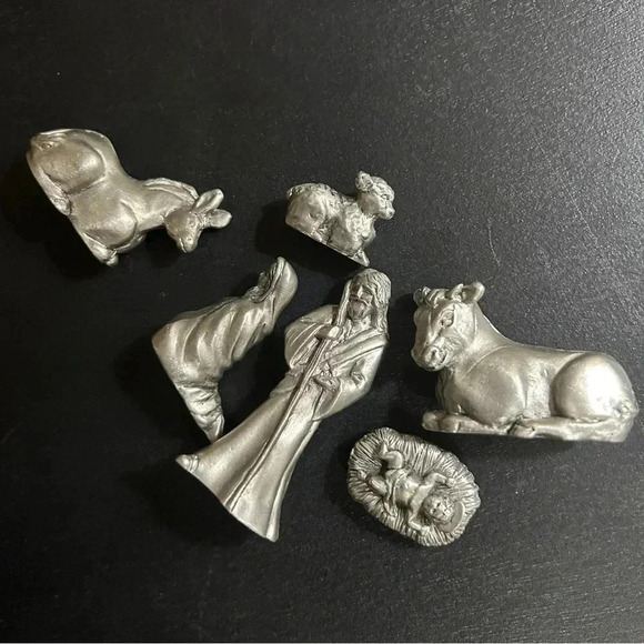 1999 Seagull Pewter of Canada nativity set.Simply beautiful! Christmas scene. - Picture 5 of 11